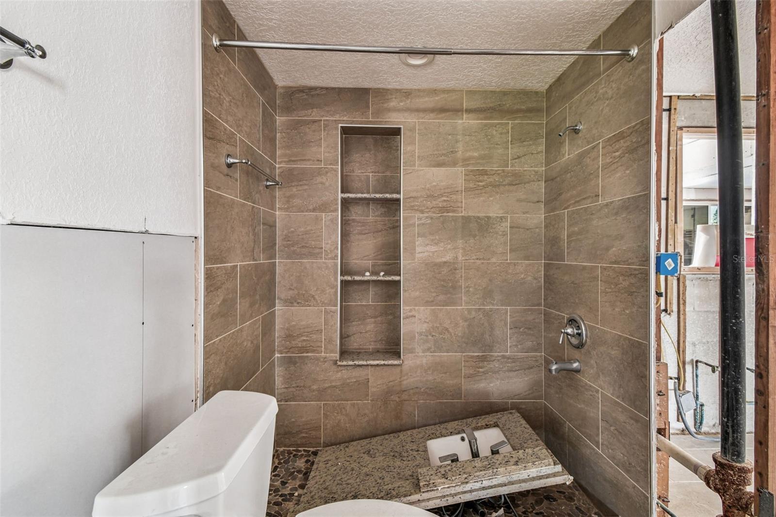 Image 22 of 81 For 13603 Allyn Drive