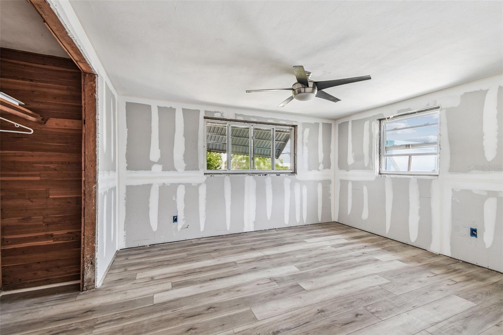 Image 23 of 81 For 13603 Allyn Drive