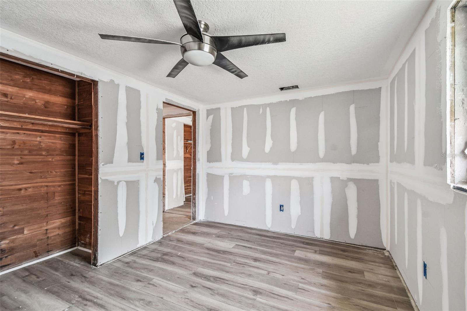 Image 29 of 81 For 13603 Allyn Drive