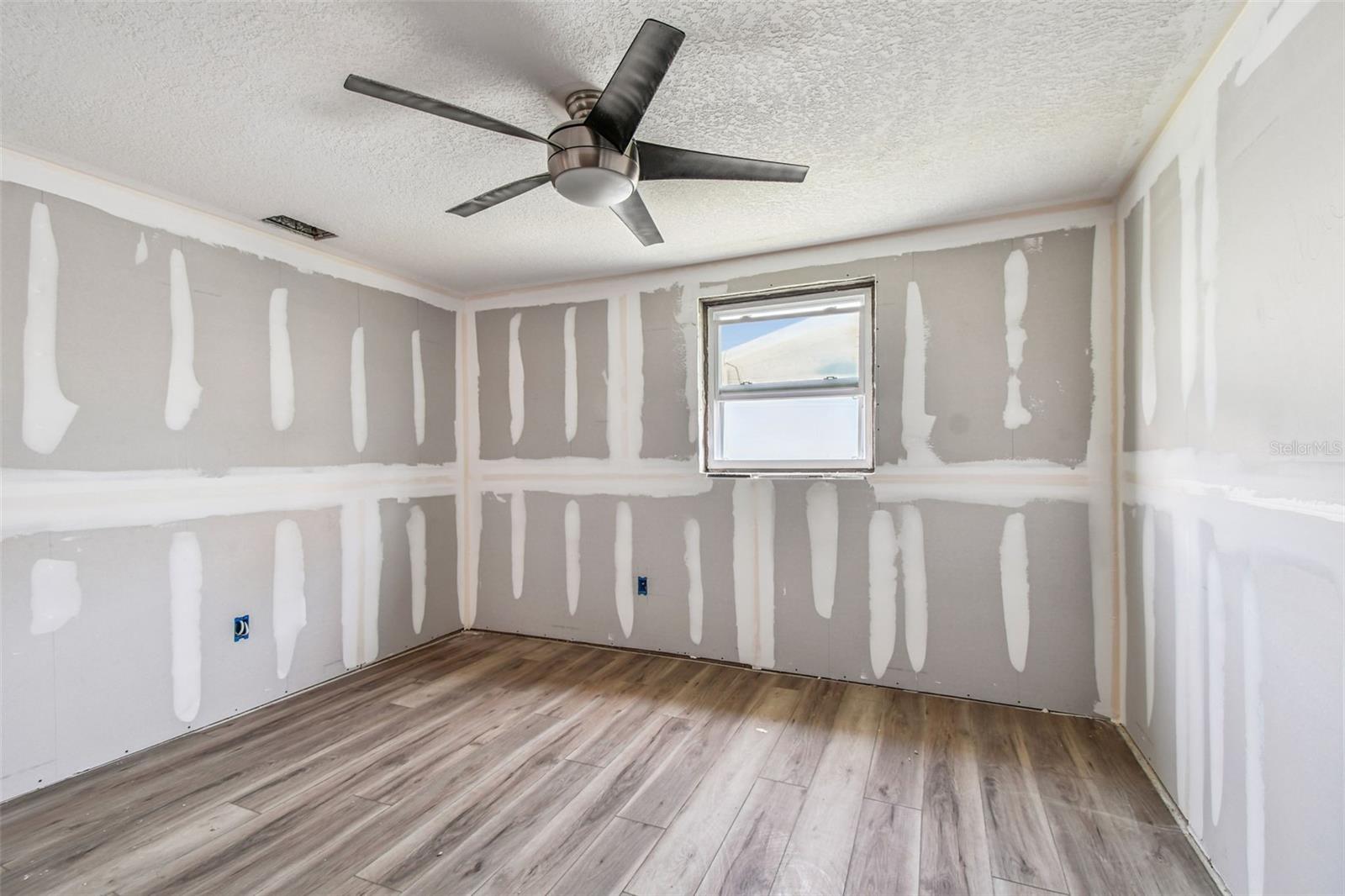 Image 30 of 81 For 13603 Allyn Drive