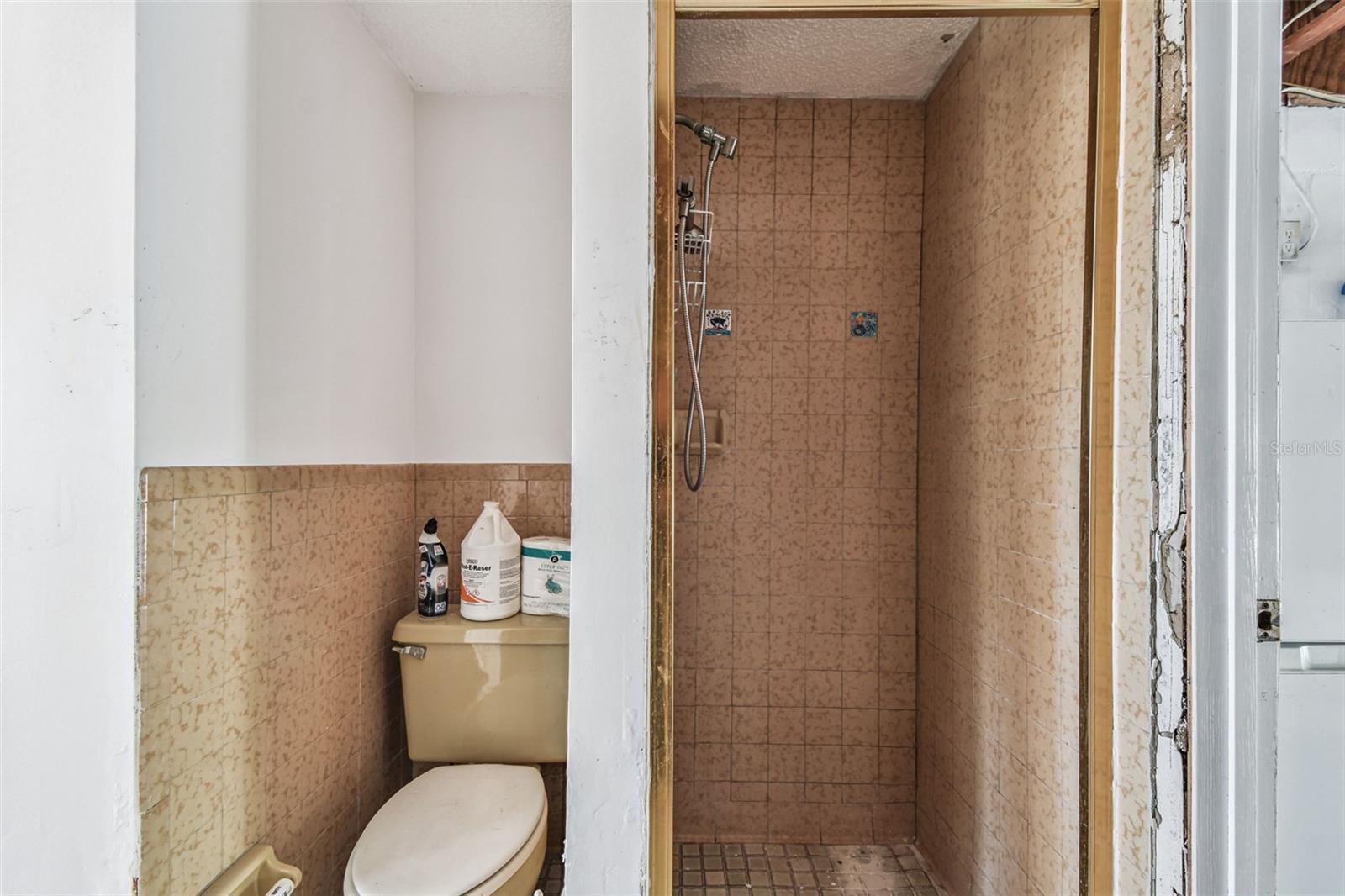 Image 35 of 81 For 13603 Allyn Drive