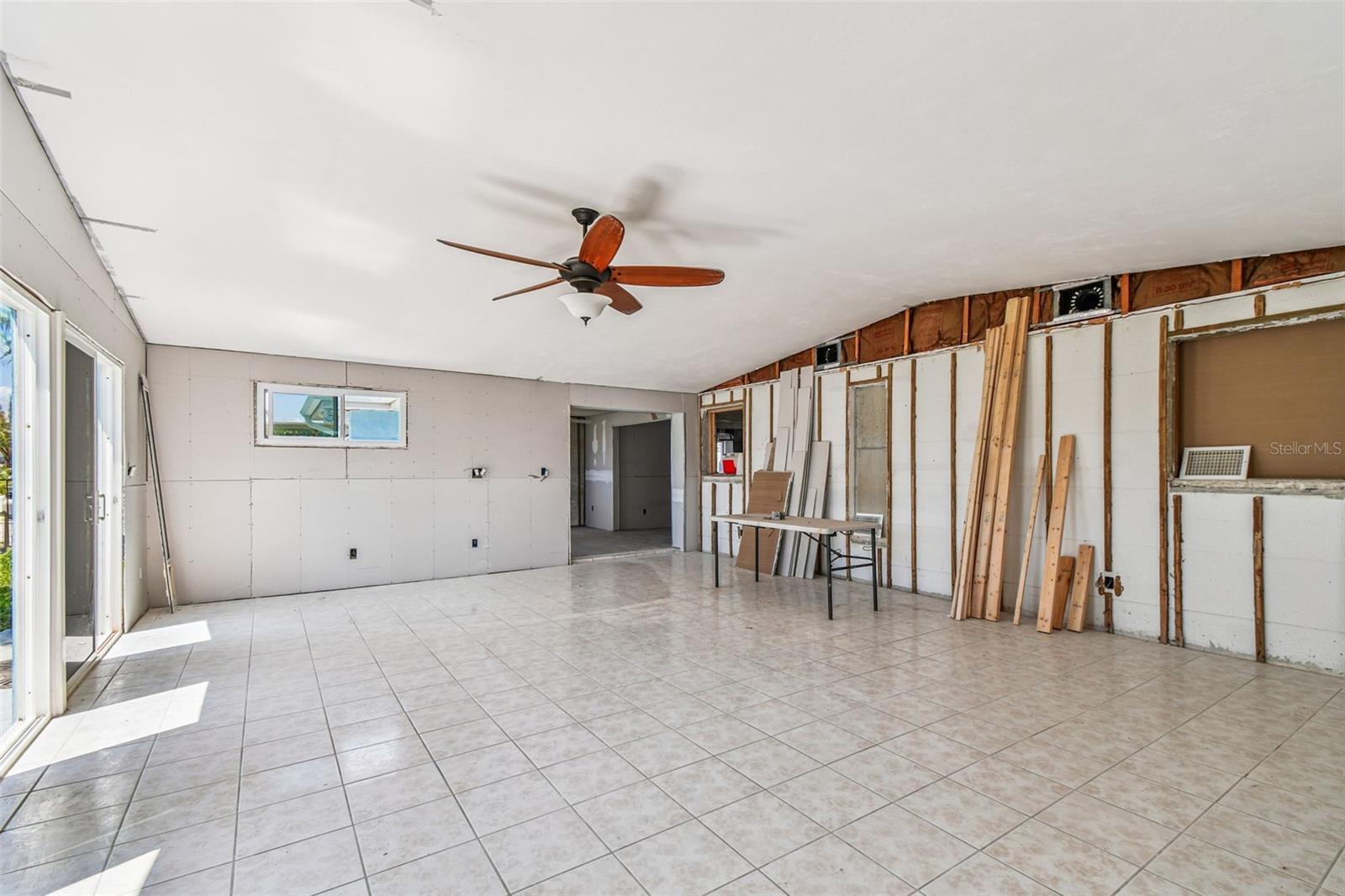 Image 42 of 81 For 13603 Allyn Drive