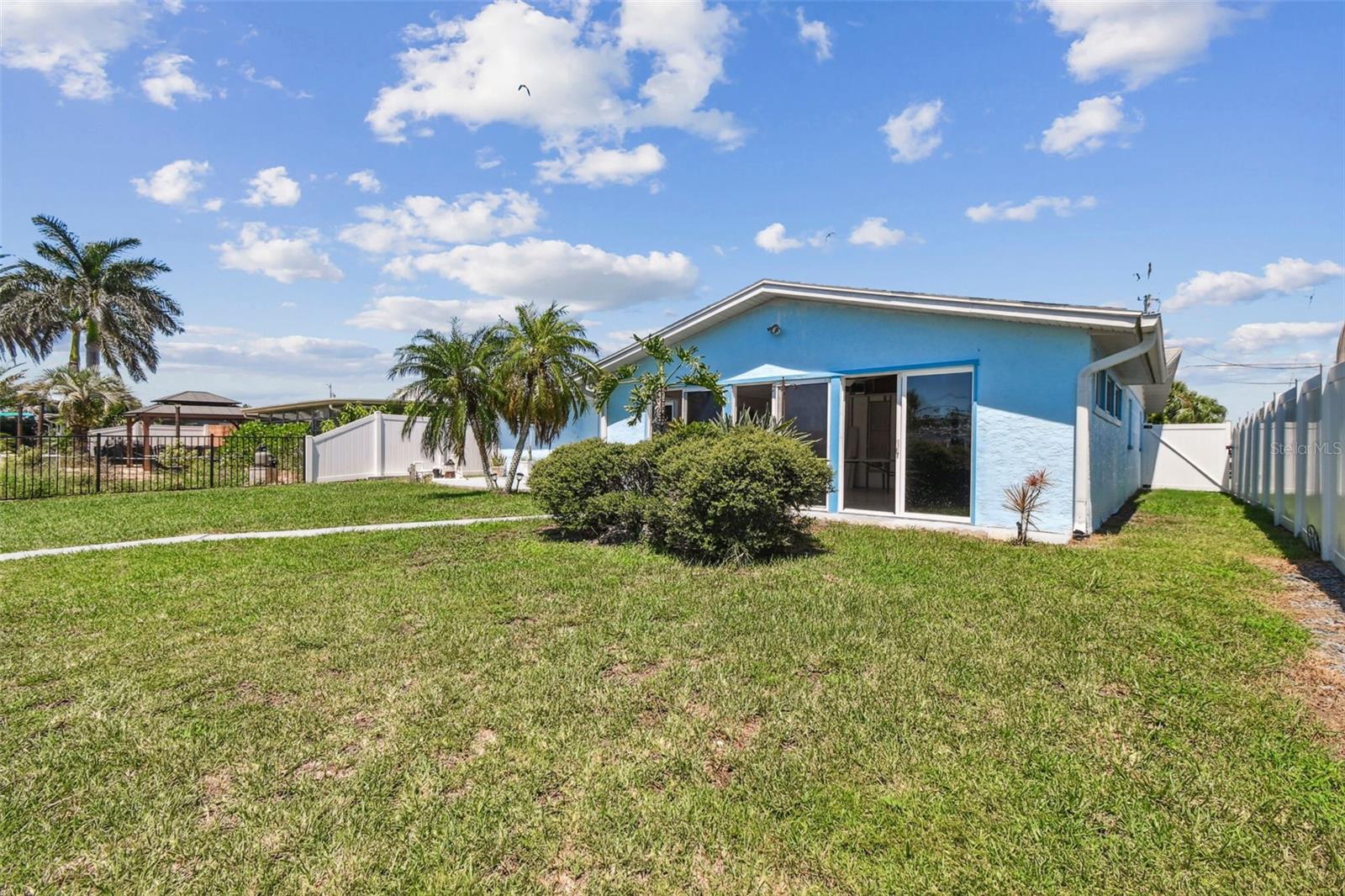 Image 49 of 81 For 13603 Allyn Drive