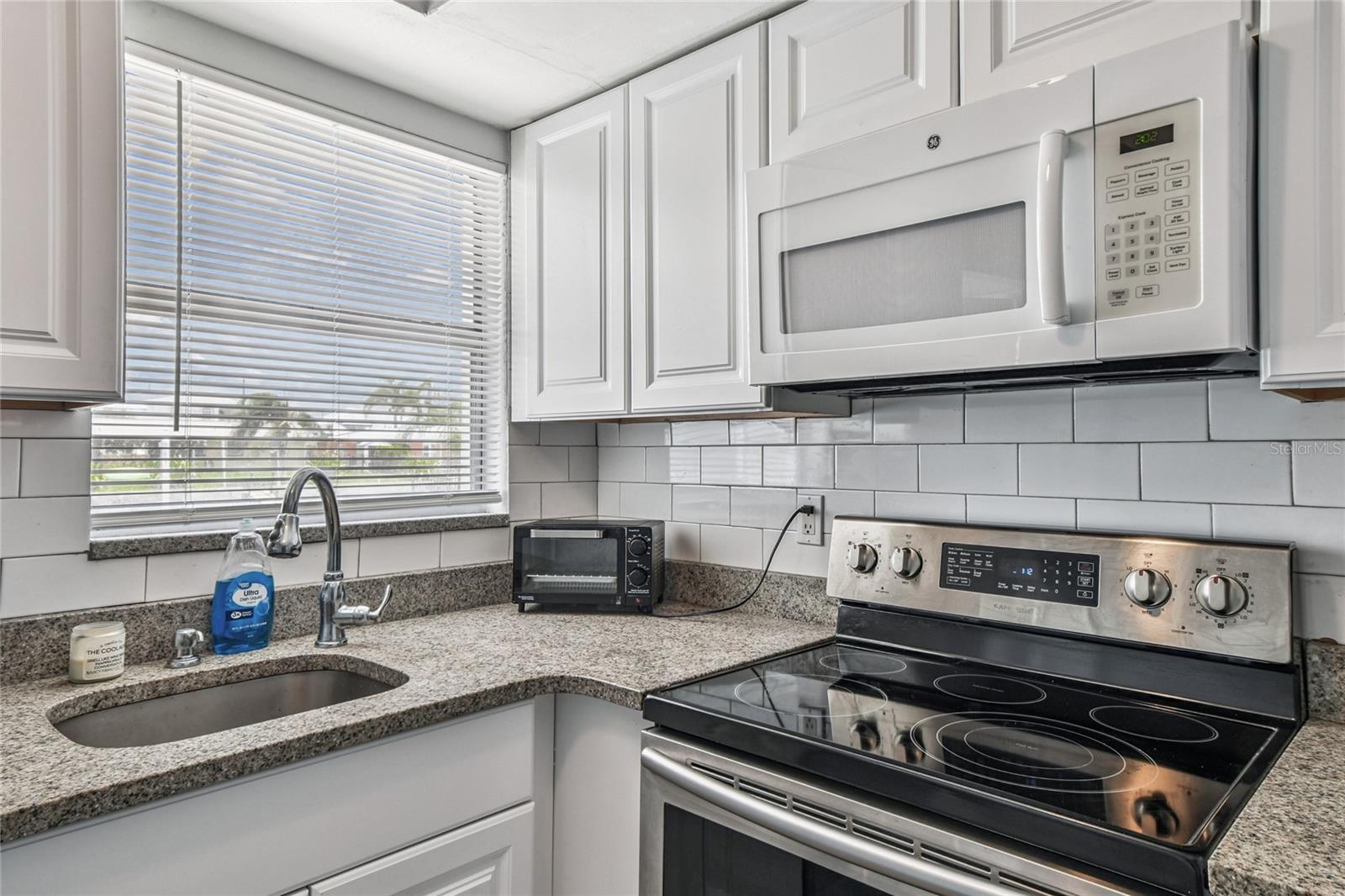 Image 20 of 71 For 13606 Allyn Drive