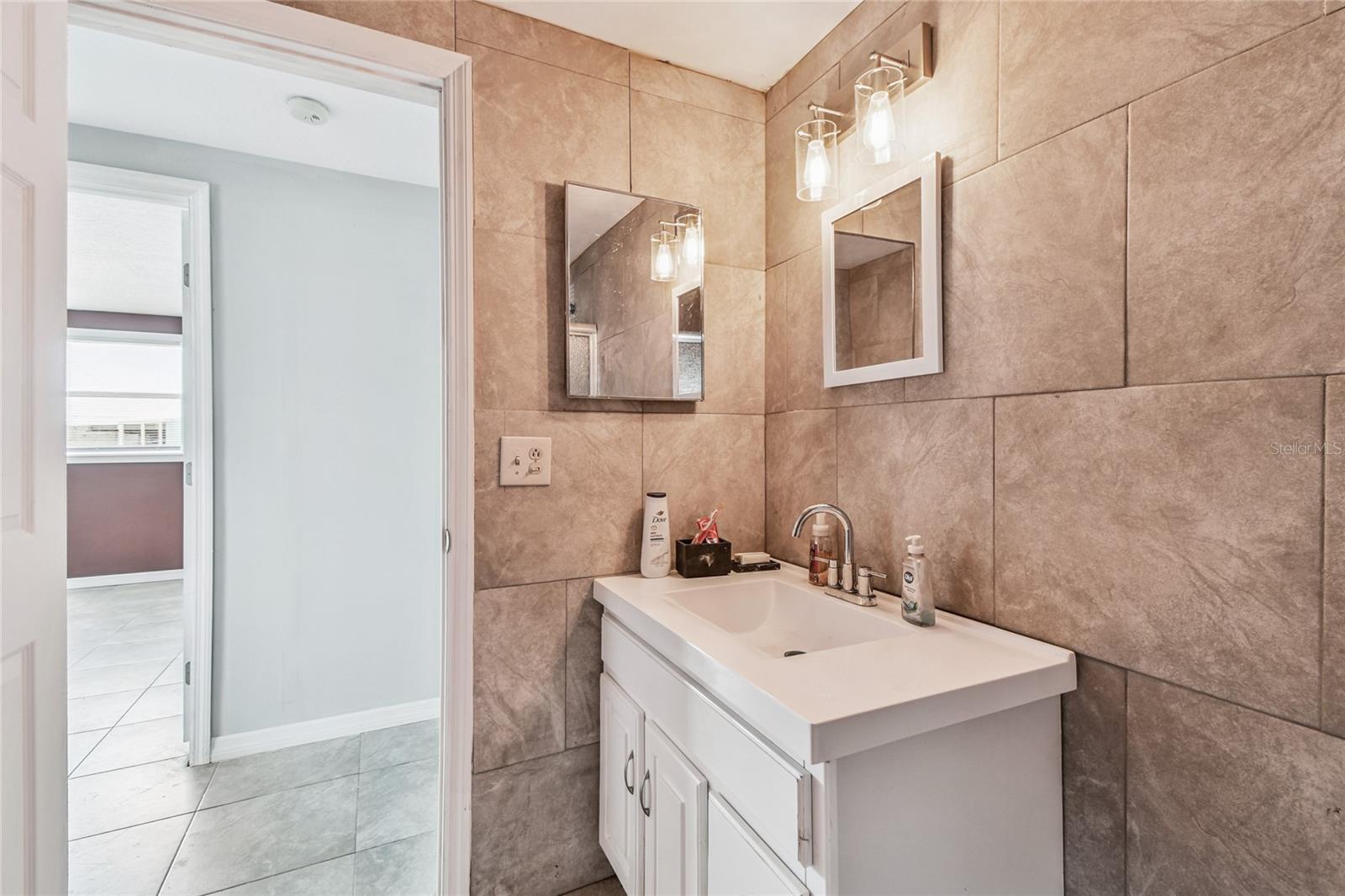 Image 33 of 71 For 13606 Allyn Drive