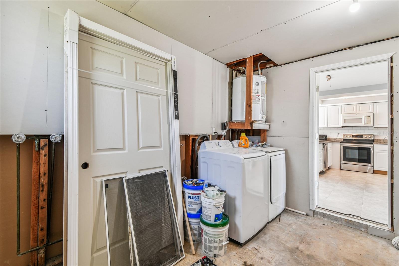 Image 43 of 71 For 13606 Allyn Drive