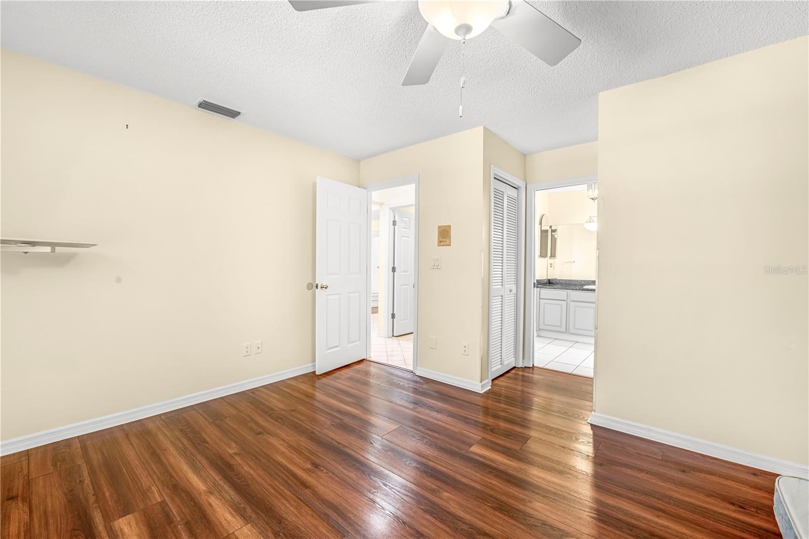 Image 9 of 21 For 4381 Craigdarragh Avenue
