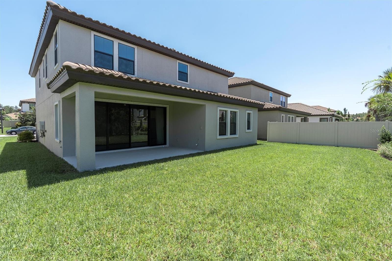Listing photo id 34 for 4073 Maurice Avenue