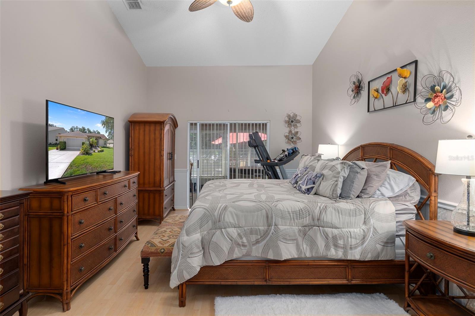 Image 31 of 52 For 416 Mistwood Court