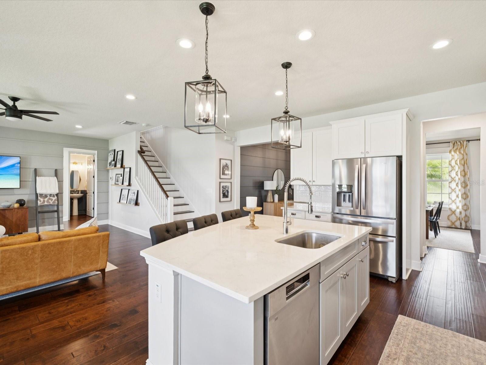 Image 11 of 86 For 18292 Roseate Drive