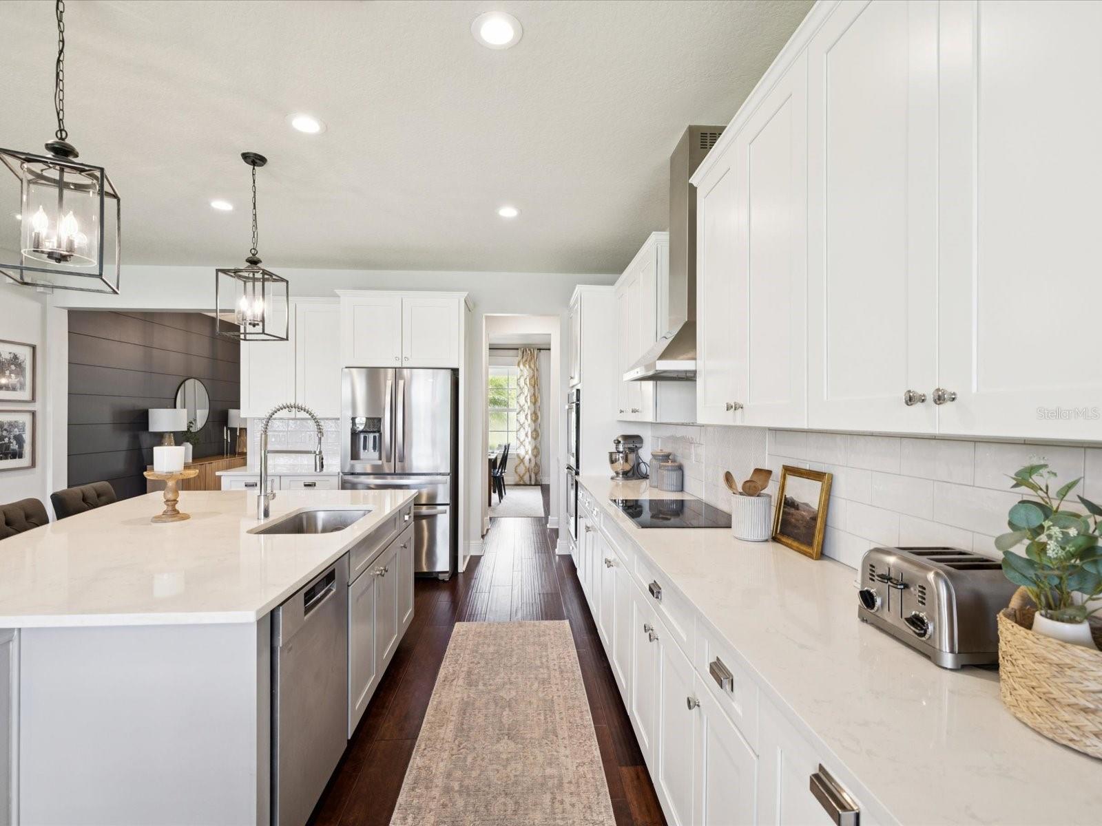 Image 20 of 86 For 18292 Roseate Drive
