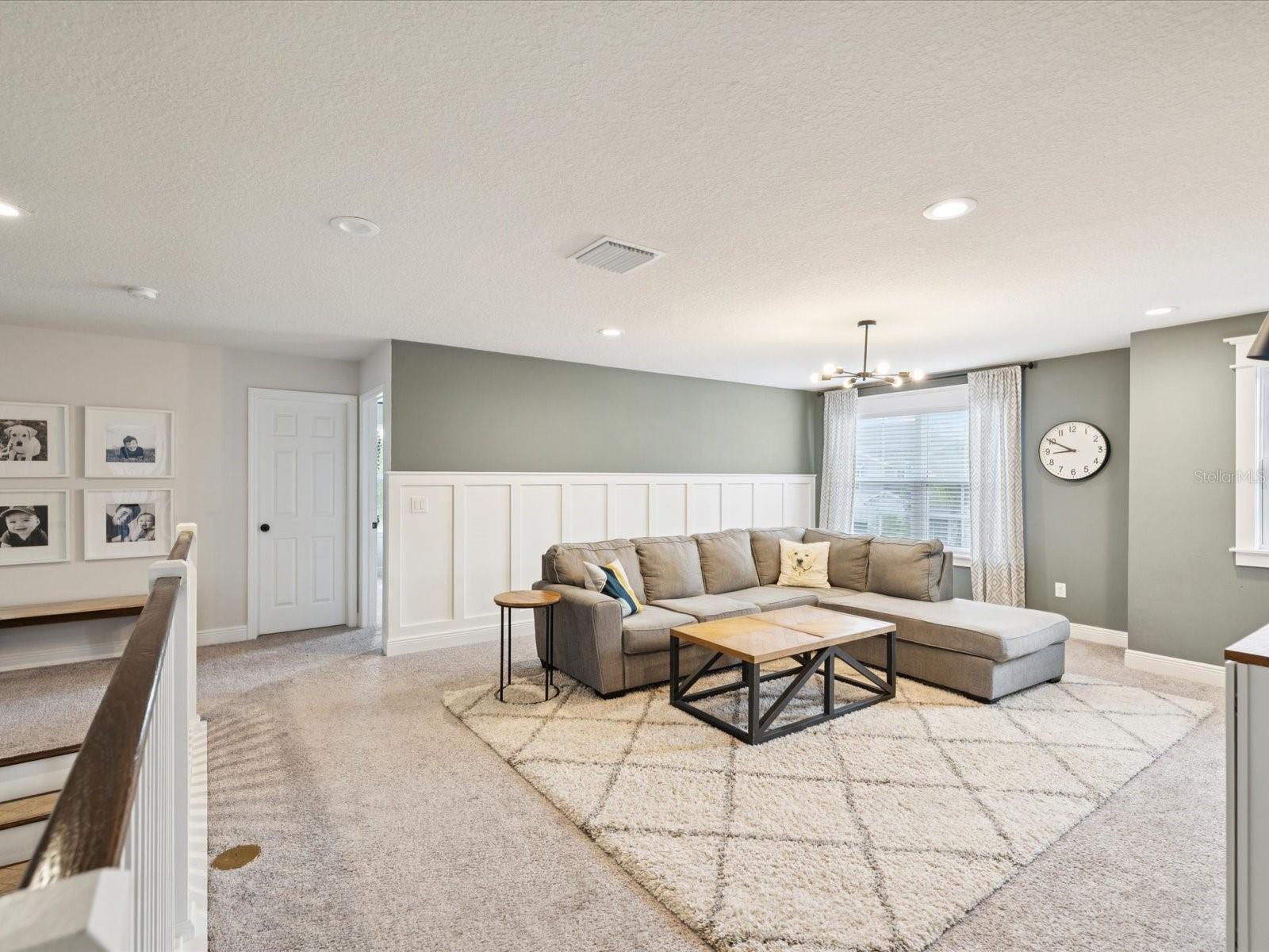 Image 34 of 86 For 18292 Roseate Drive