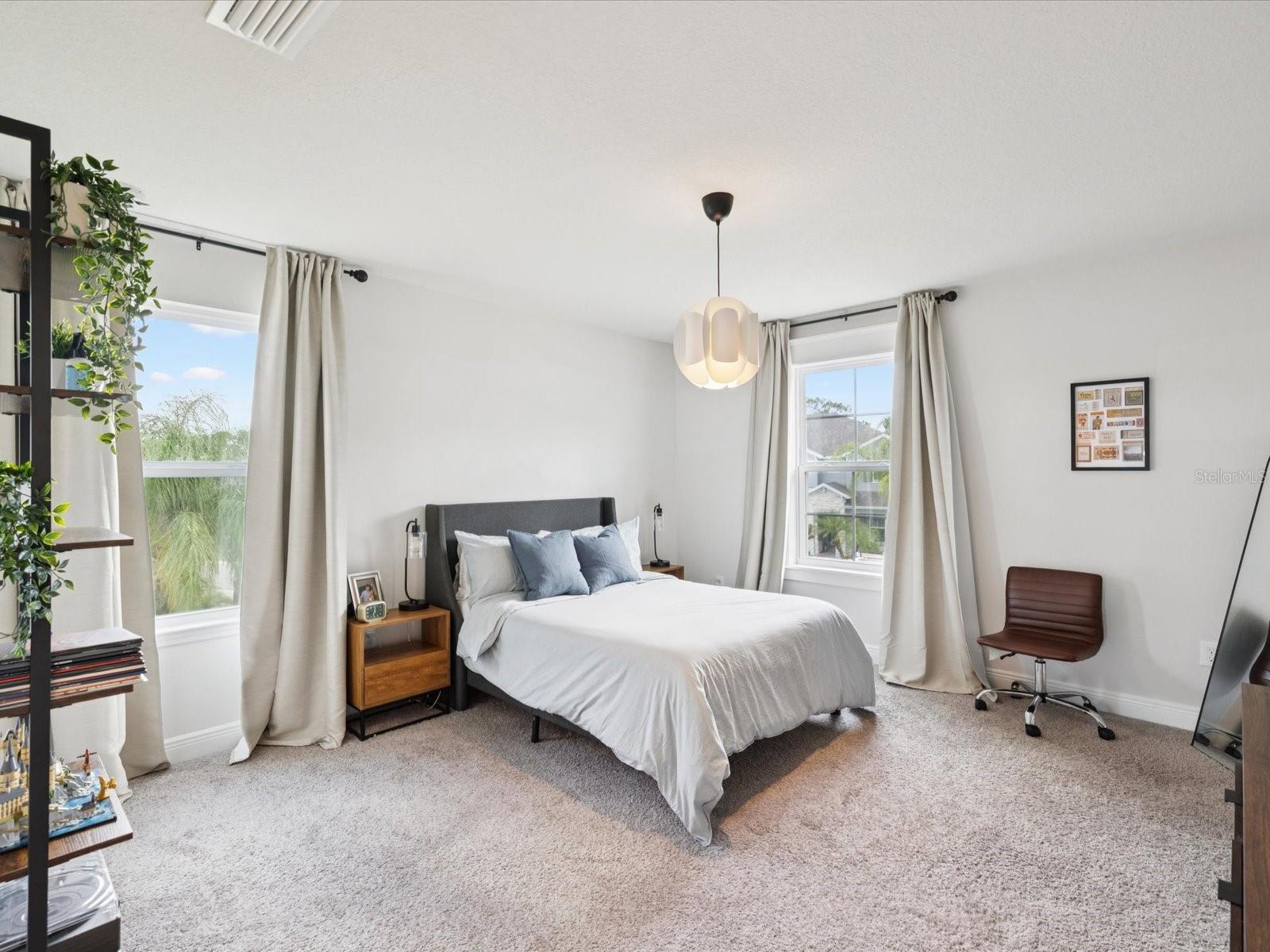 Image 43 of 86 For 18292 Roseate Drive