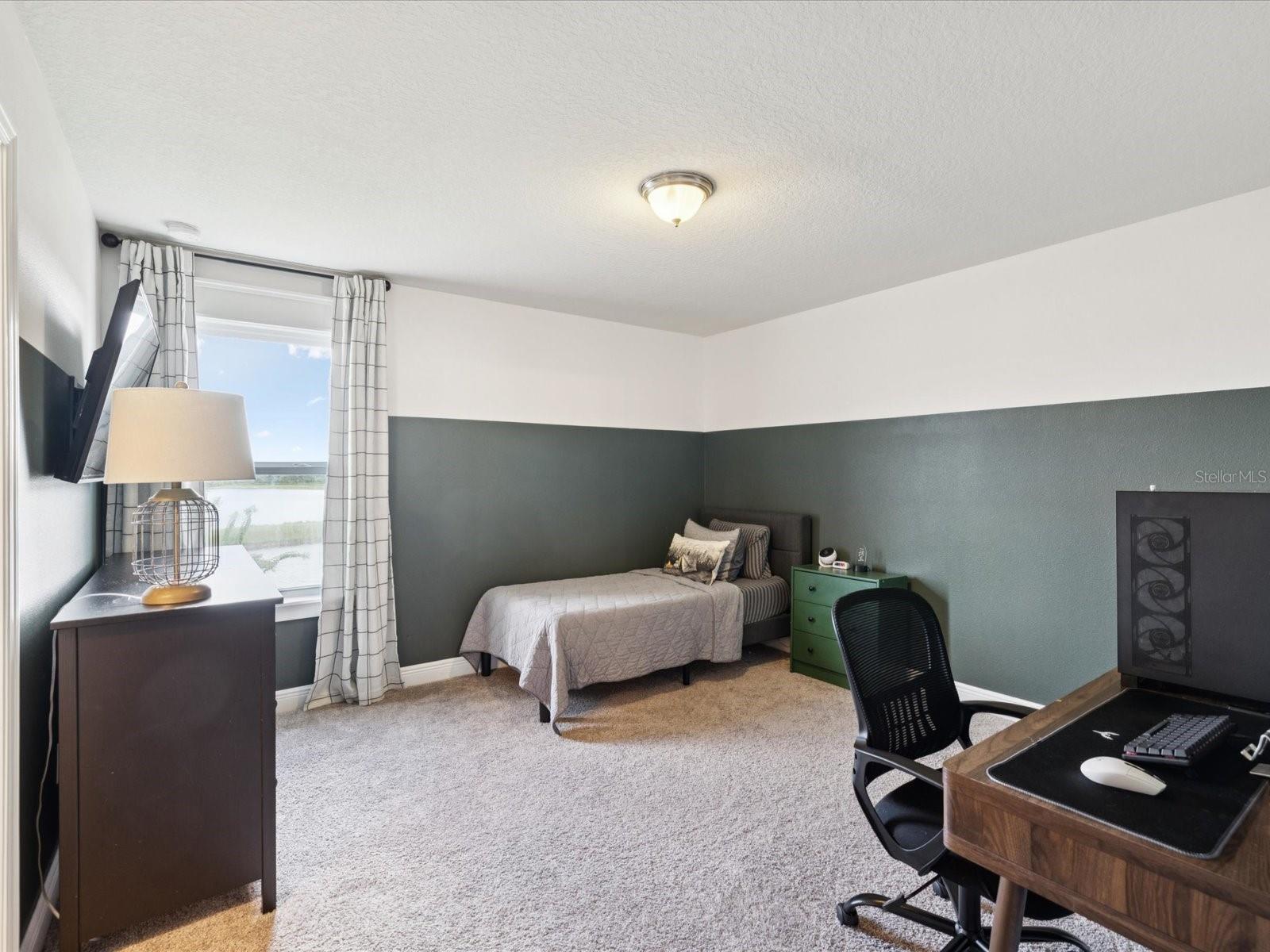 Image 46 of 86 For 18292 Roseate Drive