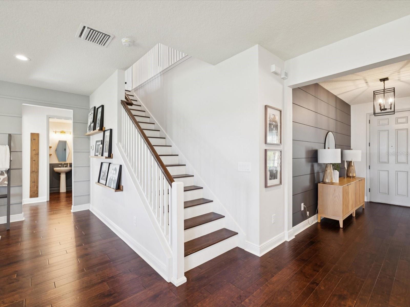 Image 9 of 86 For 18292 Roseate Drive