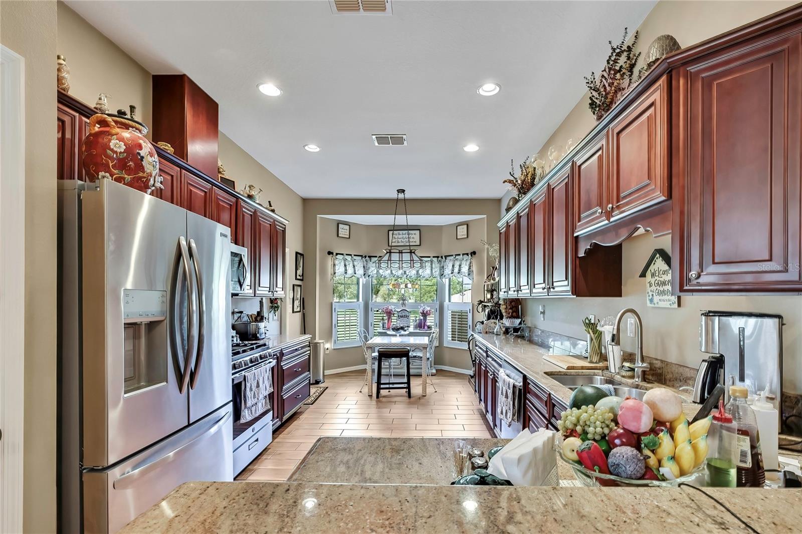 Image 13 of 54 For 16605 Diplomat Drive