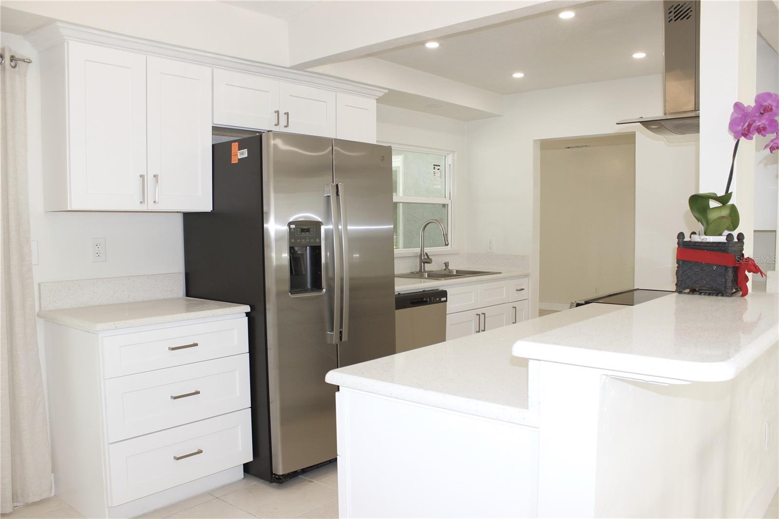 Image 18 of 61 For 1650 12th Street Sw
