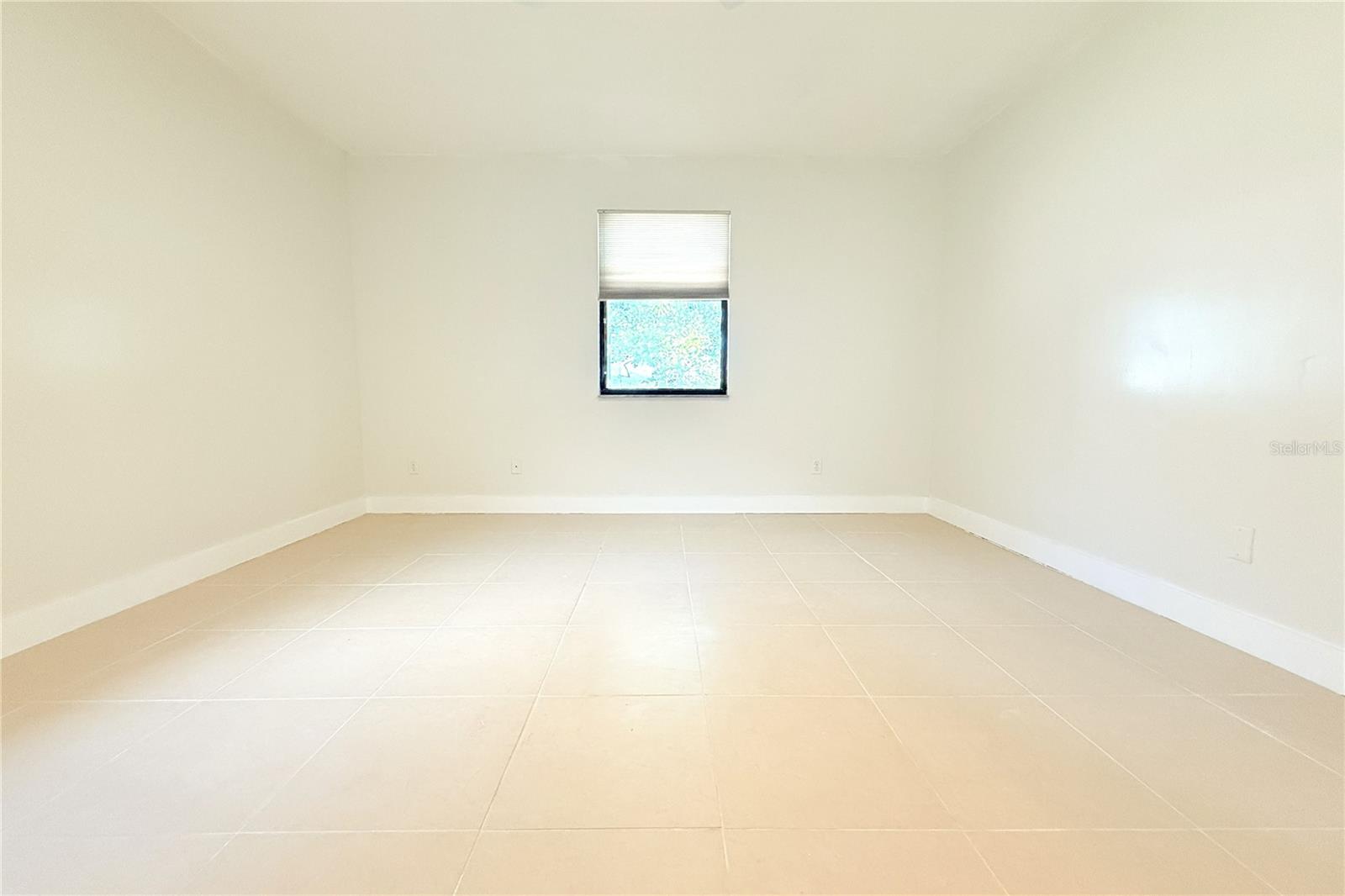 Image 36 of 61 For 1650 12th Street Sw