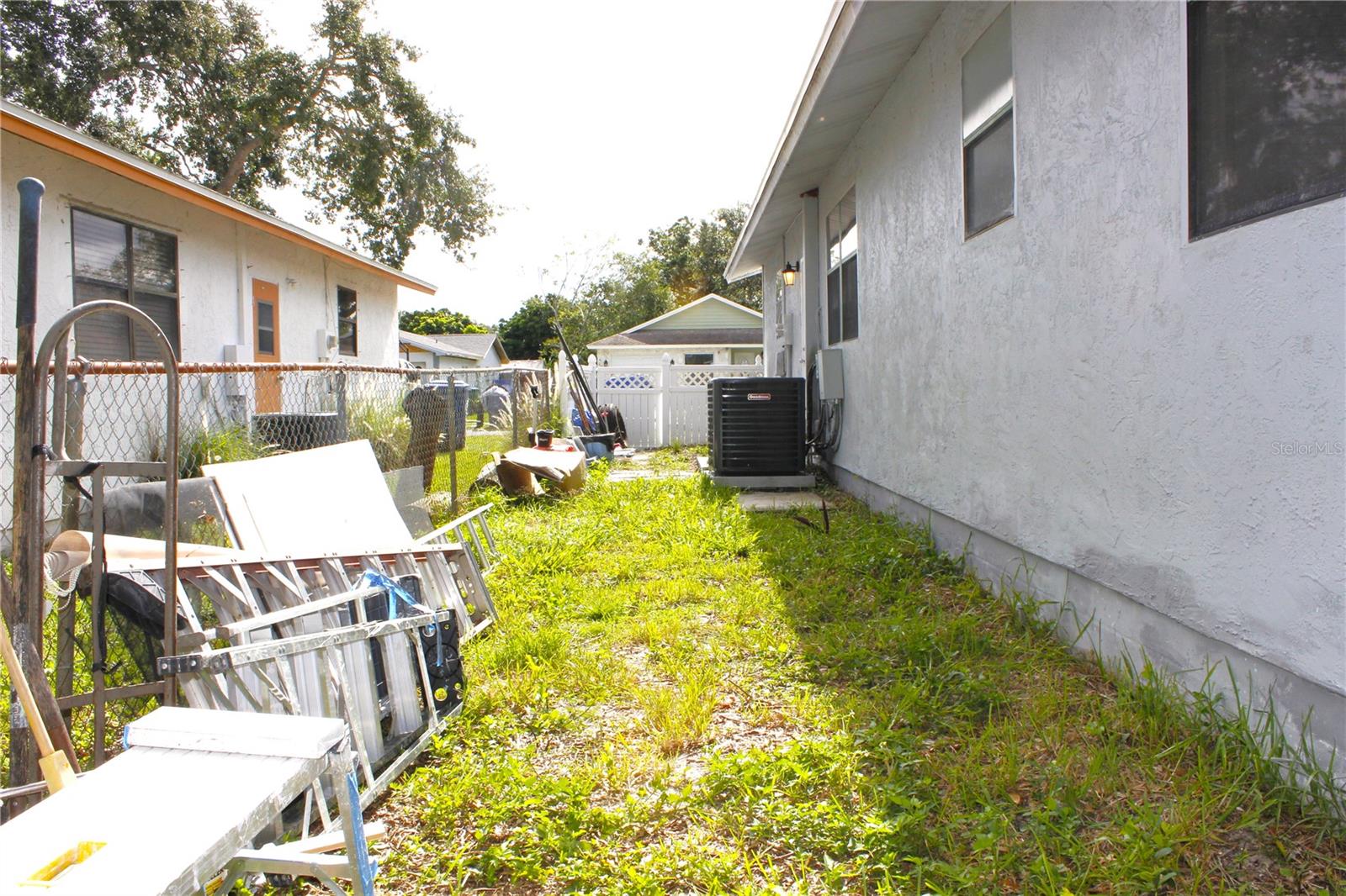 Image 53 of 61 For 1650 12th Street Sw