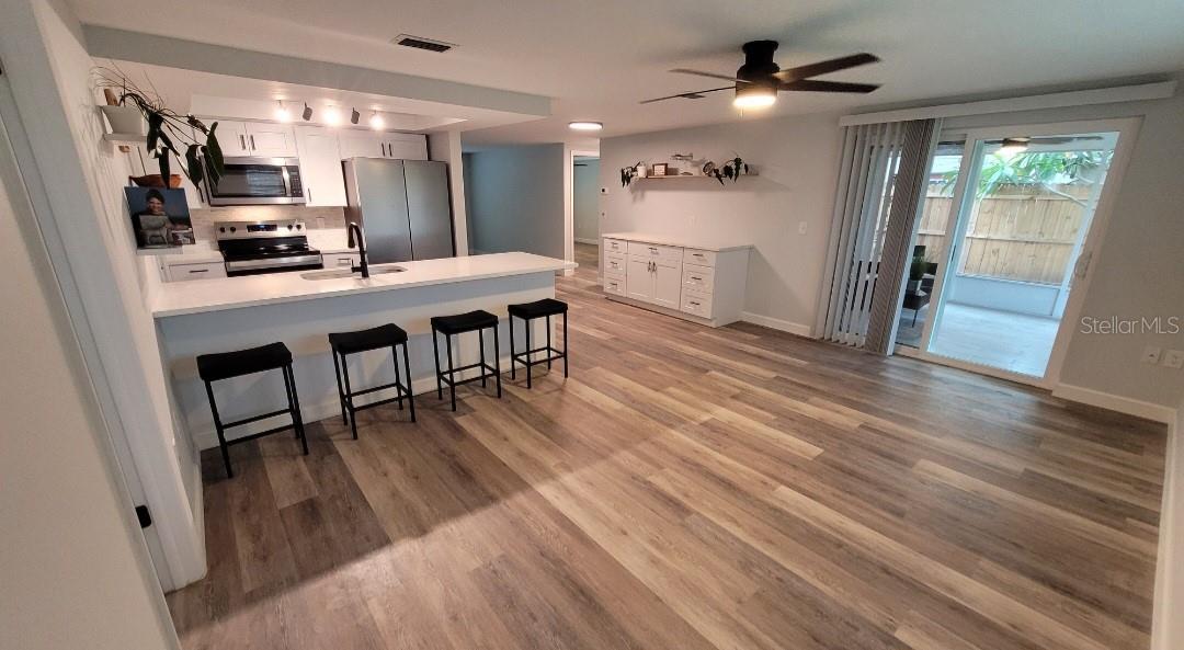 Image 10 of 37 For 4142 Sawgrass Boulevard