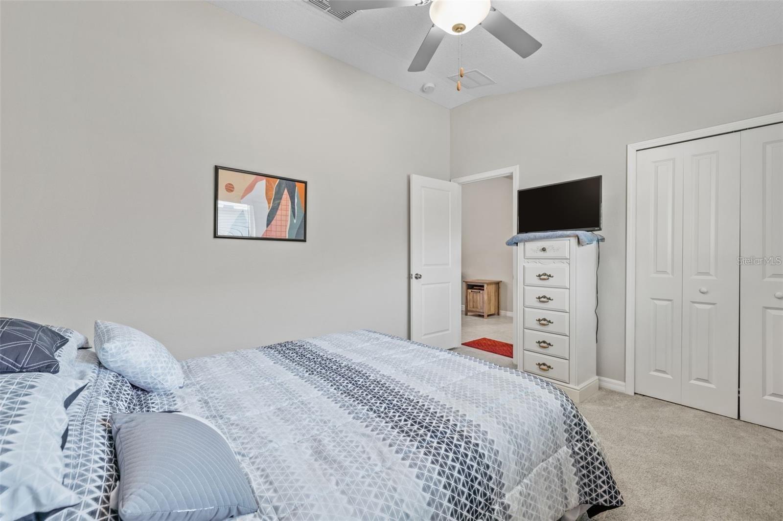 Image 22 of 40 For 13987 Weddington Terrace