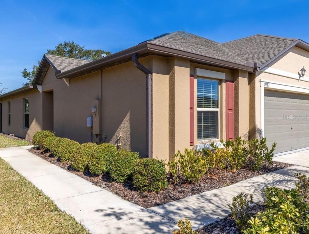 Image 4 of 40 For 13987 Weddington Terrace