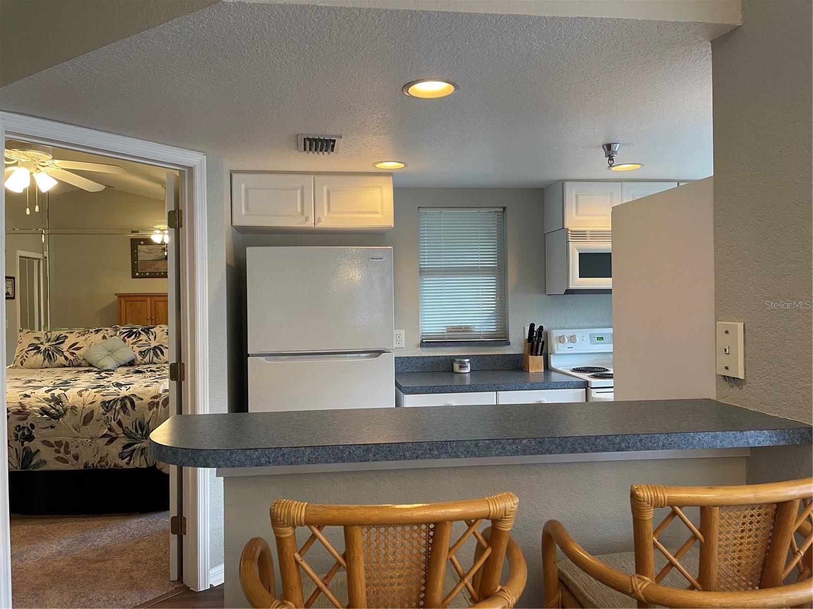Image 11 of 50 For 21146 Fountain View Lane 4302