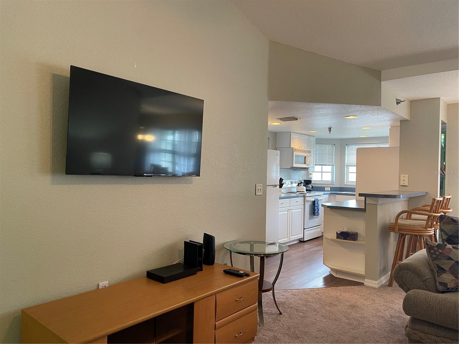 Image 16 of 50 For 21146 Fountain View Lane 4302