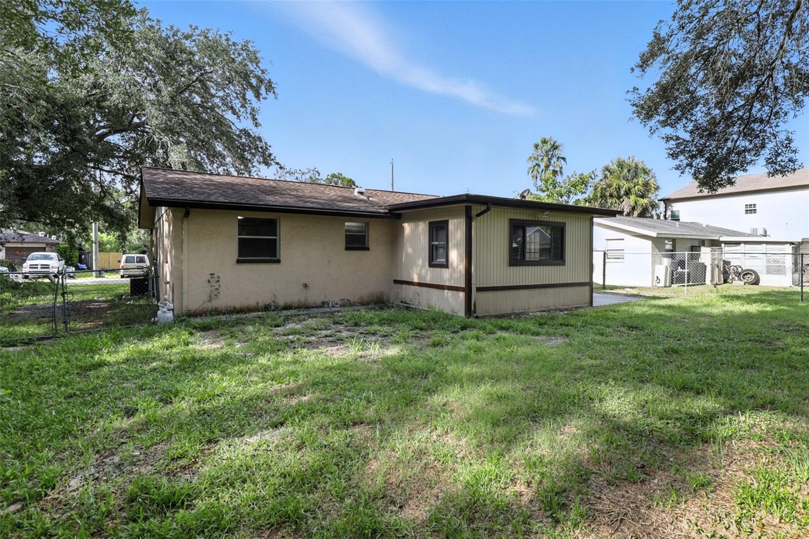 Image 24 of 26 For 8035 Gulf Way