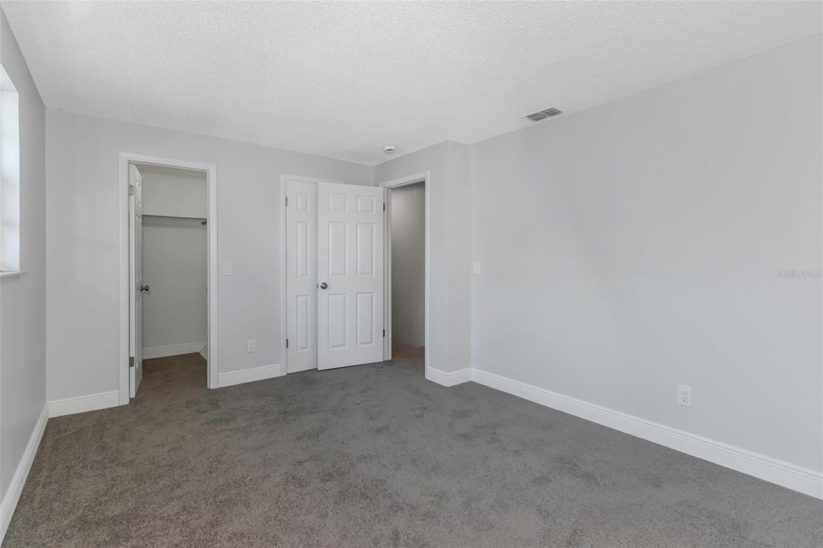 Image 13 of 22 For 5651 Townhouse Drive