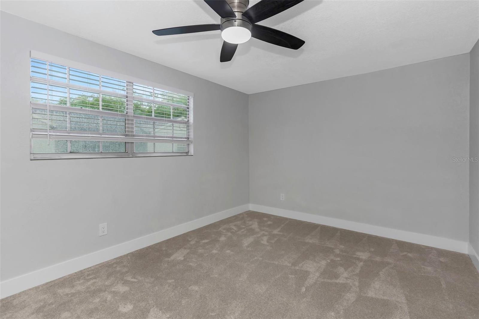 Image 12 of 26 For 5645 Townhouse Drive 5645
