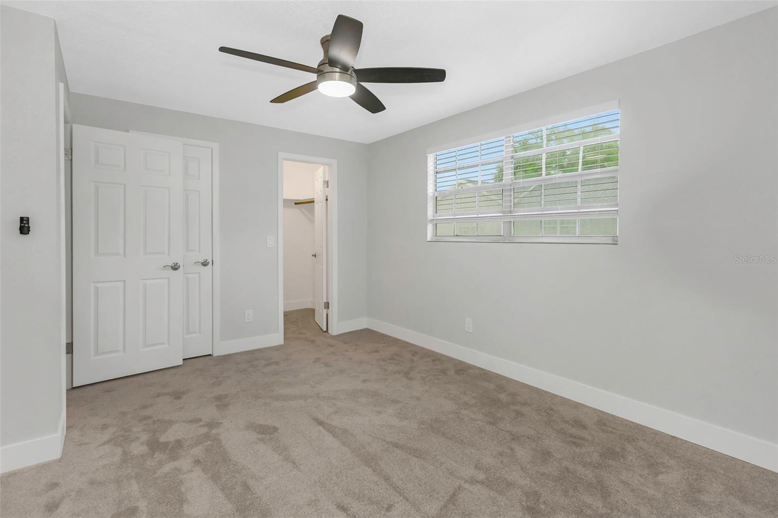Image 13 of 26 For 5645 Townhouse Drive 5645
