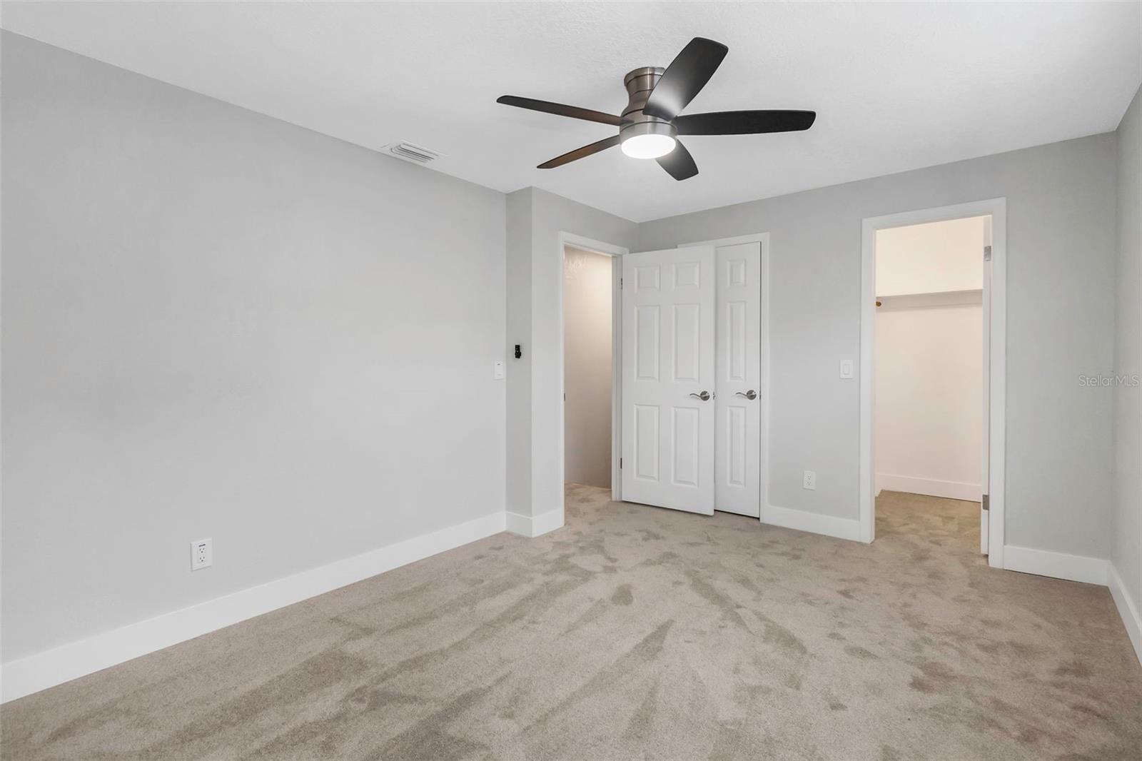 Image 14 of 26 For 5645 Townhouse Drive 5645