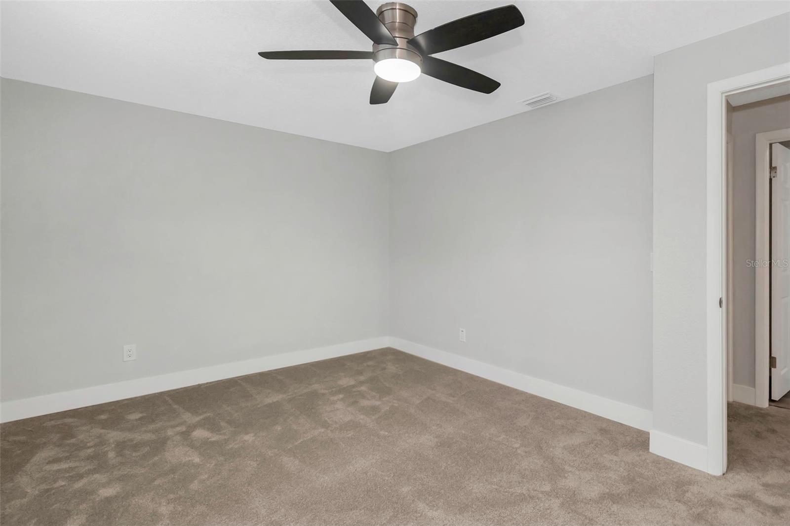 Image 15 of 26 For 5645 Townhouse Drive 5645