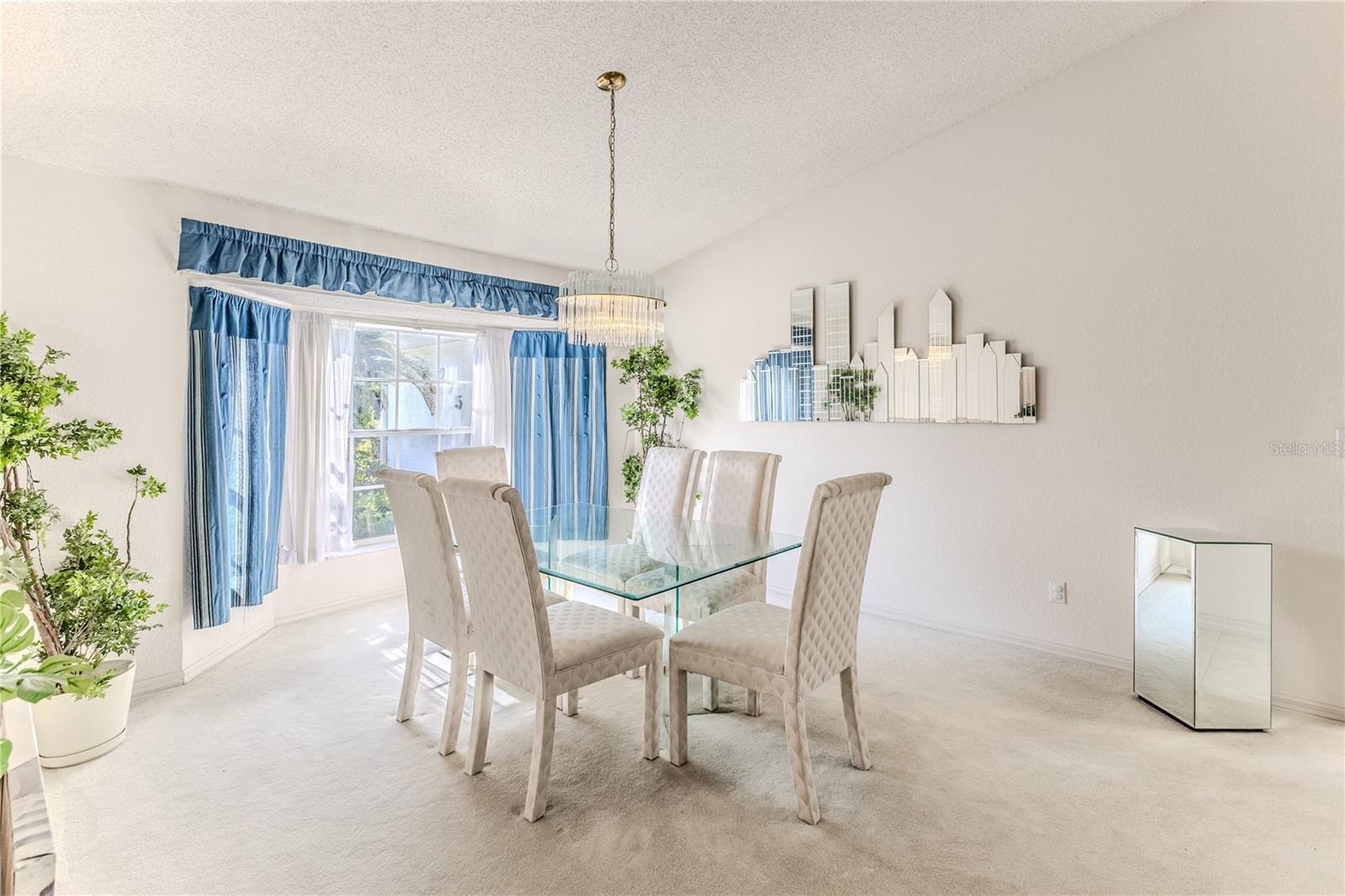 Image 11 of 53 For 275 Oriana Drive