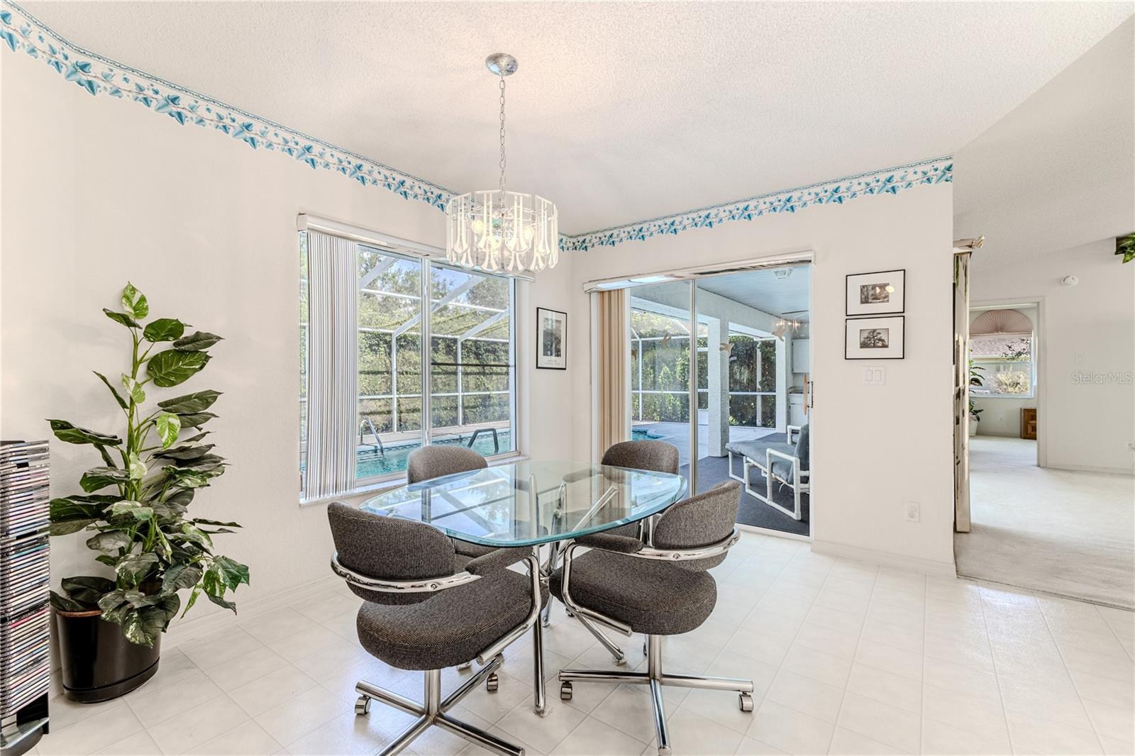 Image 17 of 53 For 275 Oriana Drive