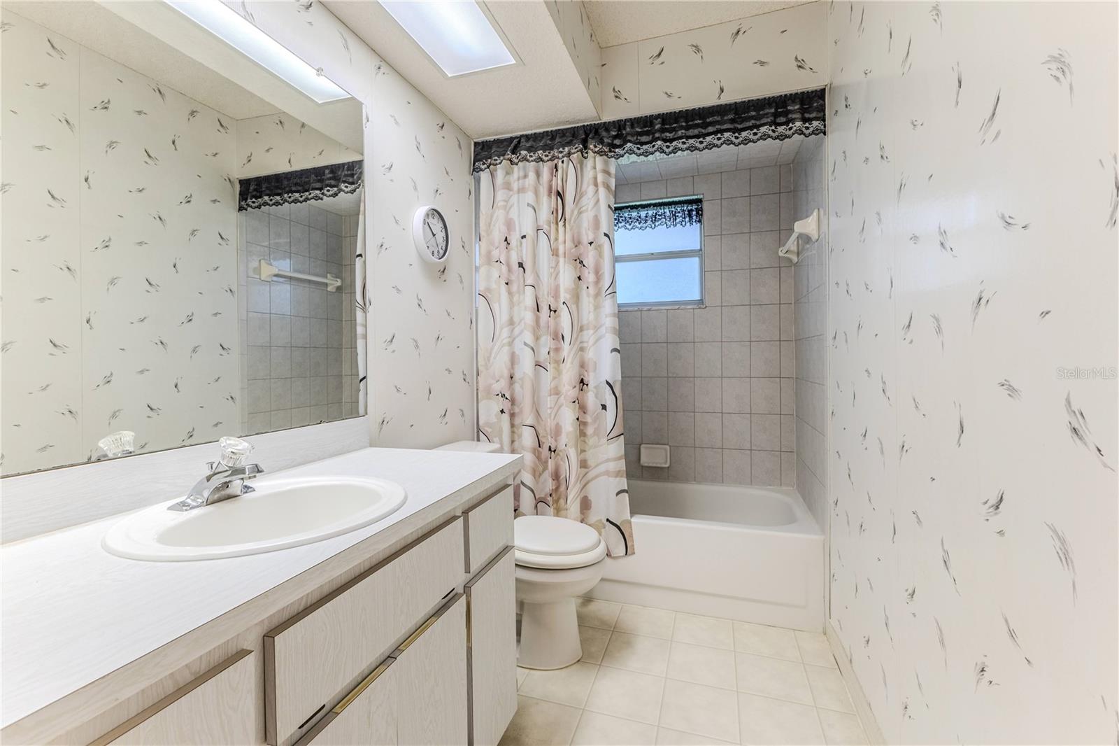 Image 34 of 53 For 275 Oriana Drive