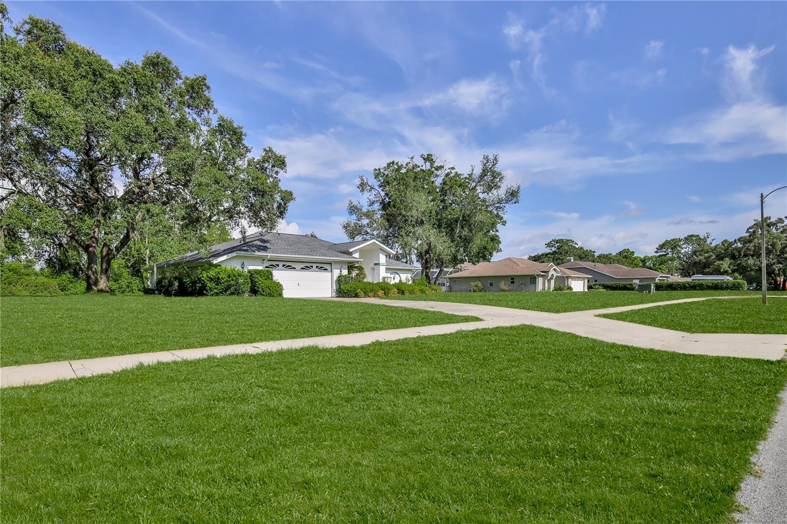 Image 4 of 53 For 275 Oriana Drive