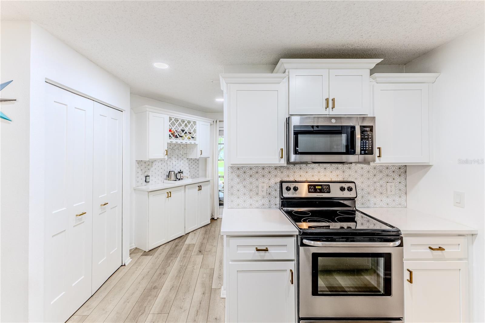 Image 18 of 59 For 2603 Royal Ridge Drive