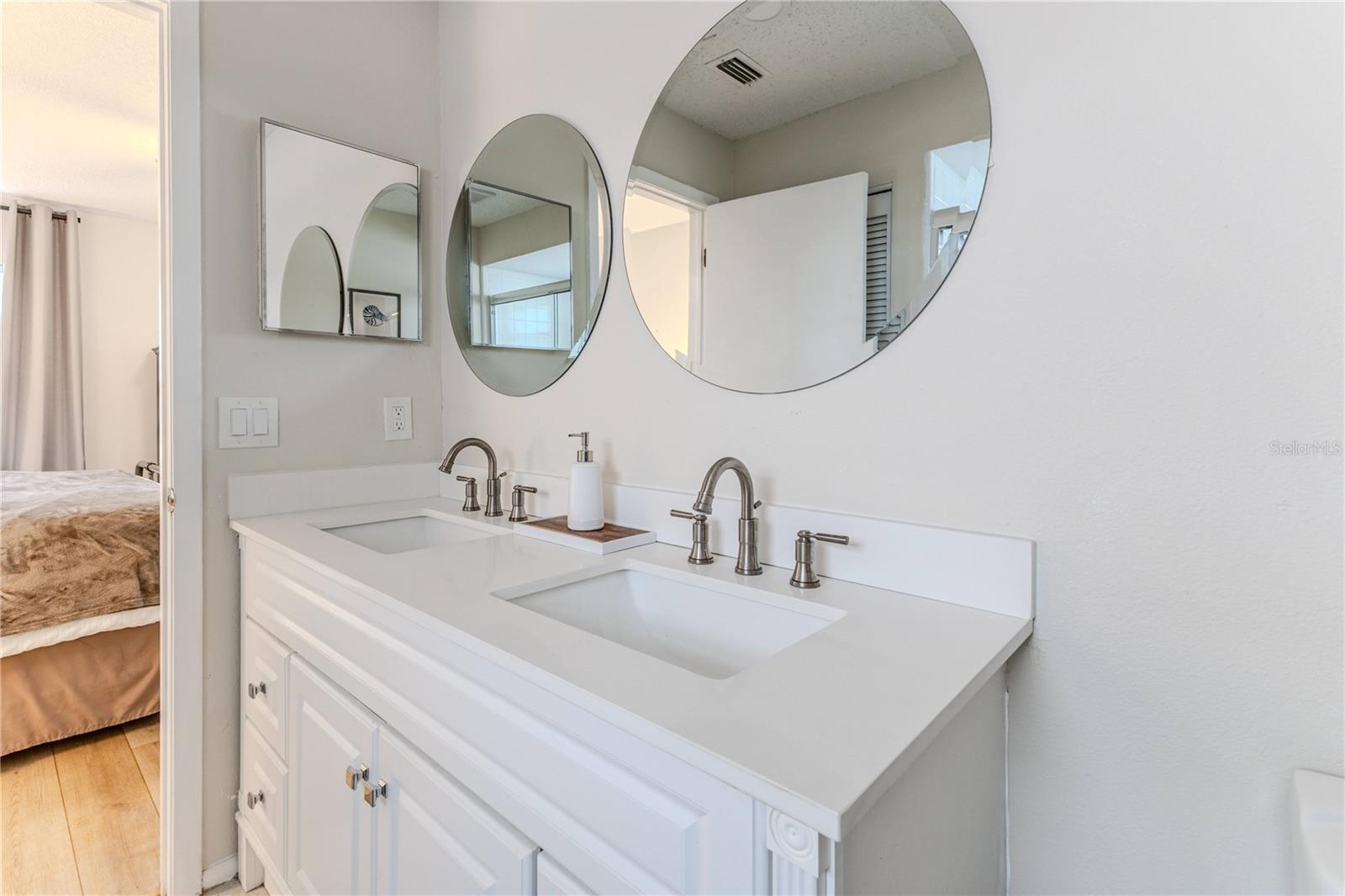 Image 30 of 59 For 2603 Royal Ridge Drive