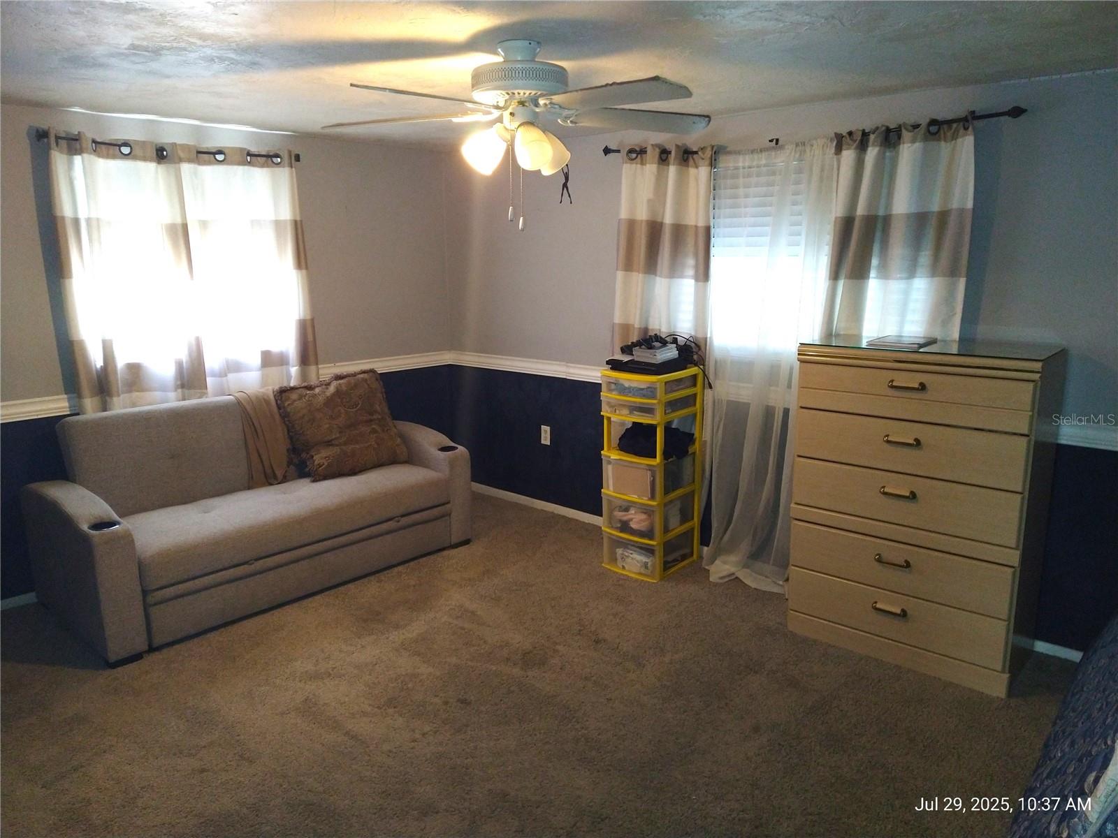 Image 18 of 27 For 12910 College Hill Drive