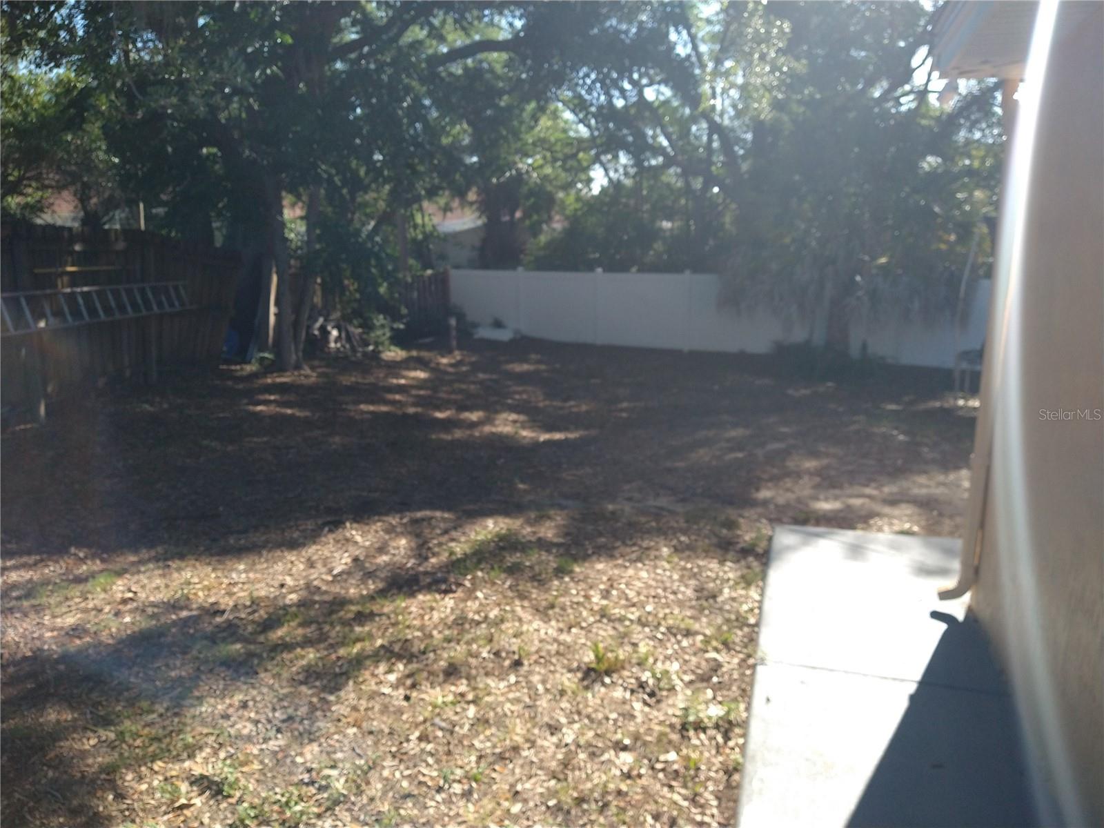 Image 28 of 37 For 12910 College Hill Drive