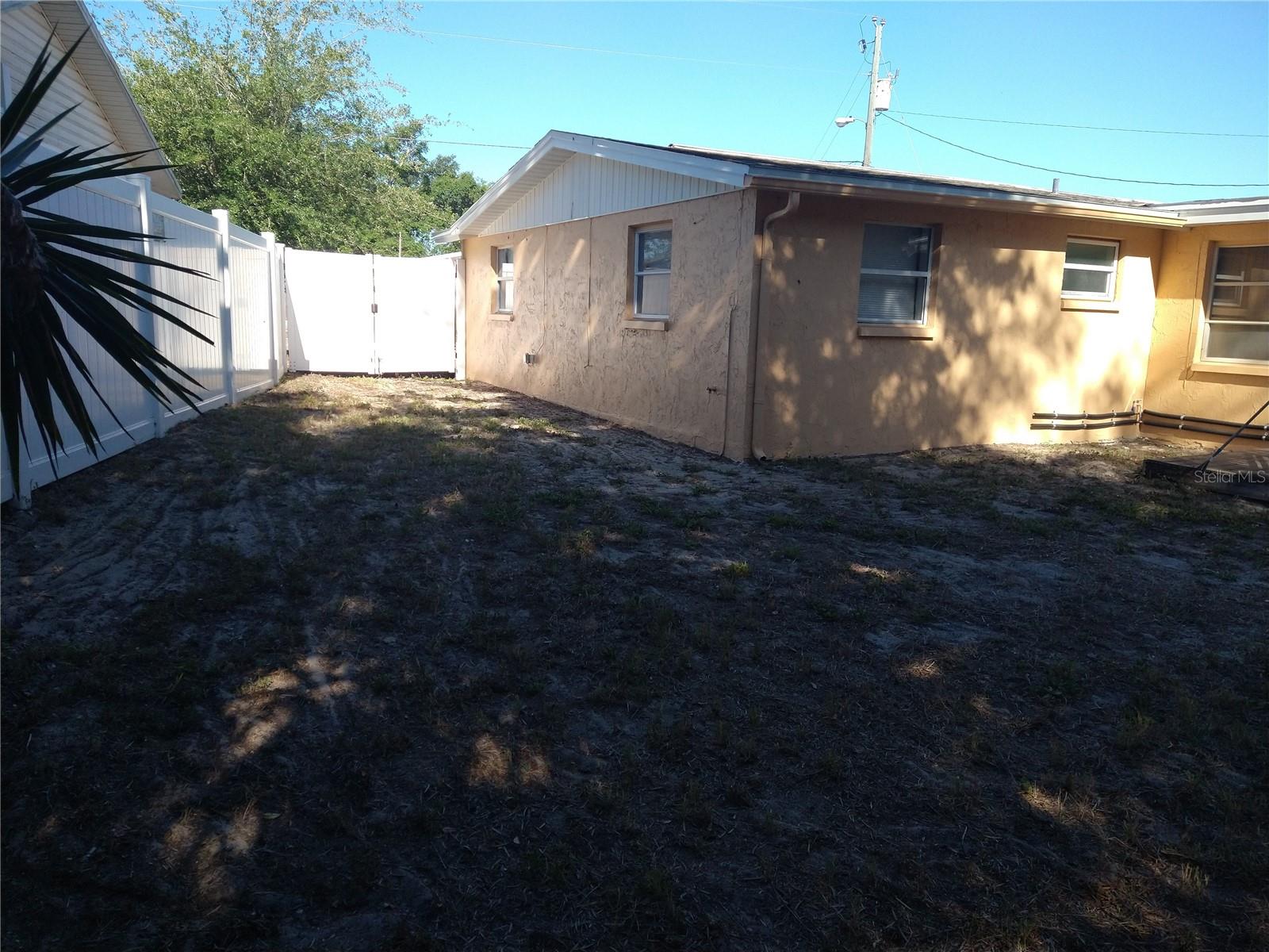 Image 34 of 37 For 12910 College Hill Drive
