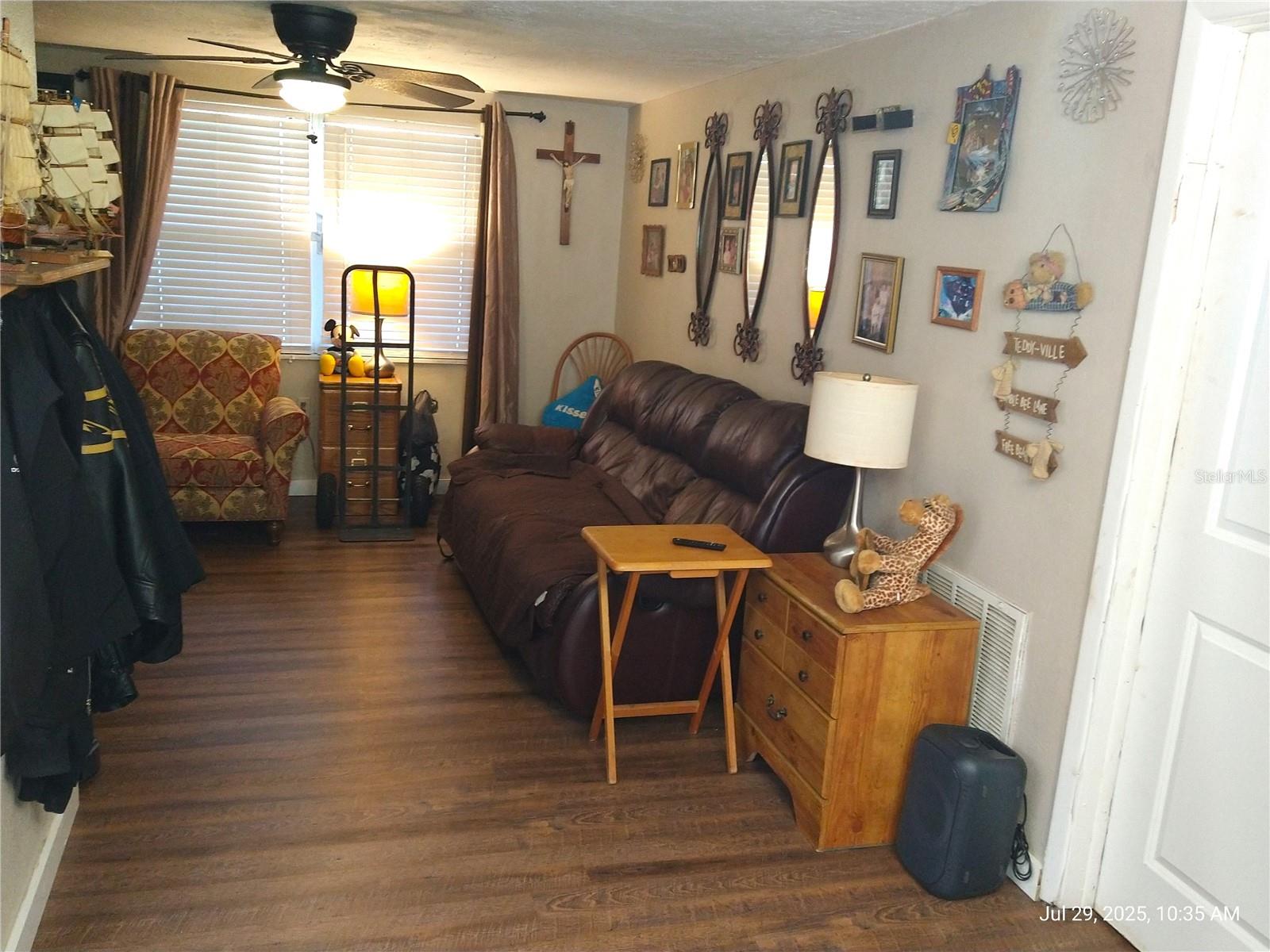 Image 5 of 27 For 12910 College Hill Drive