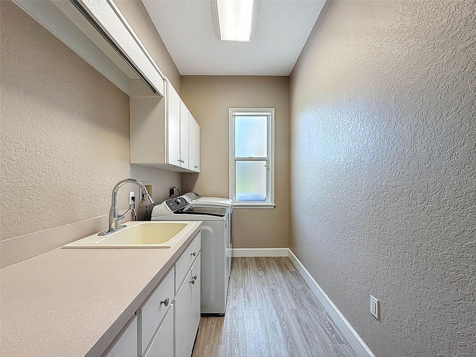 Image 72 of 93 For 11235 Warm Wind Way