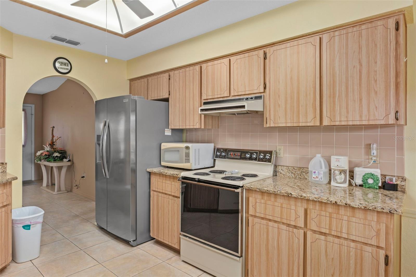 Image 15 of 42 For 13418 Lawrence Street