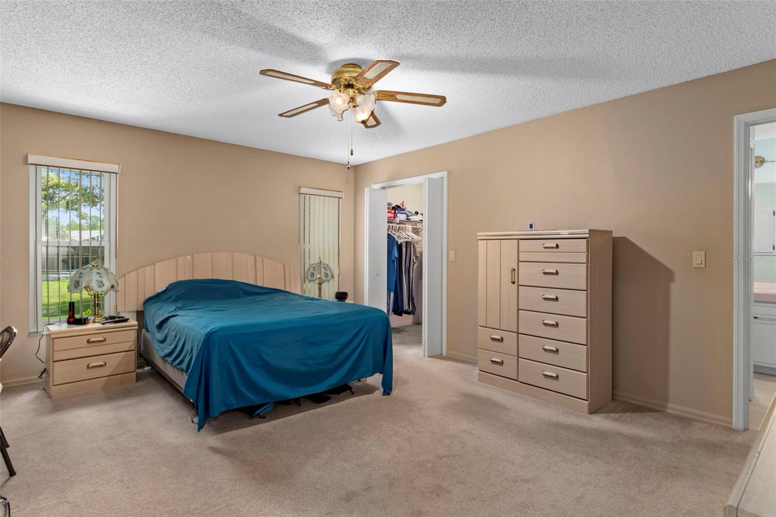 Image 18 of 42 For 13418 Lawrence Street