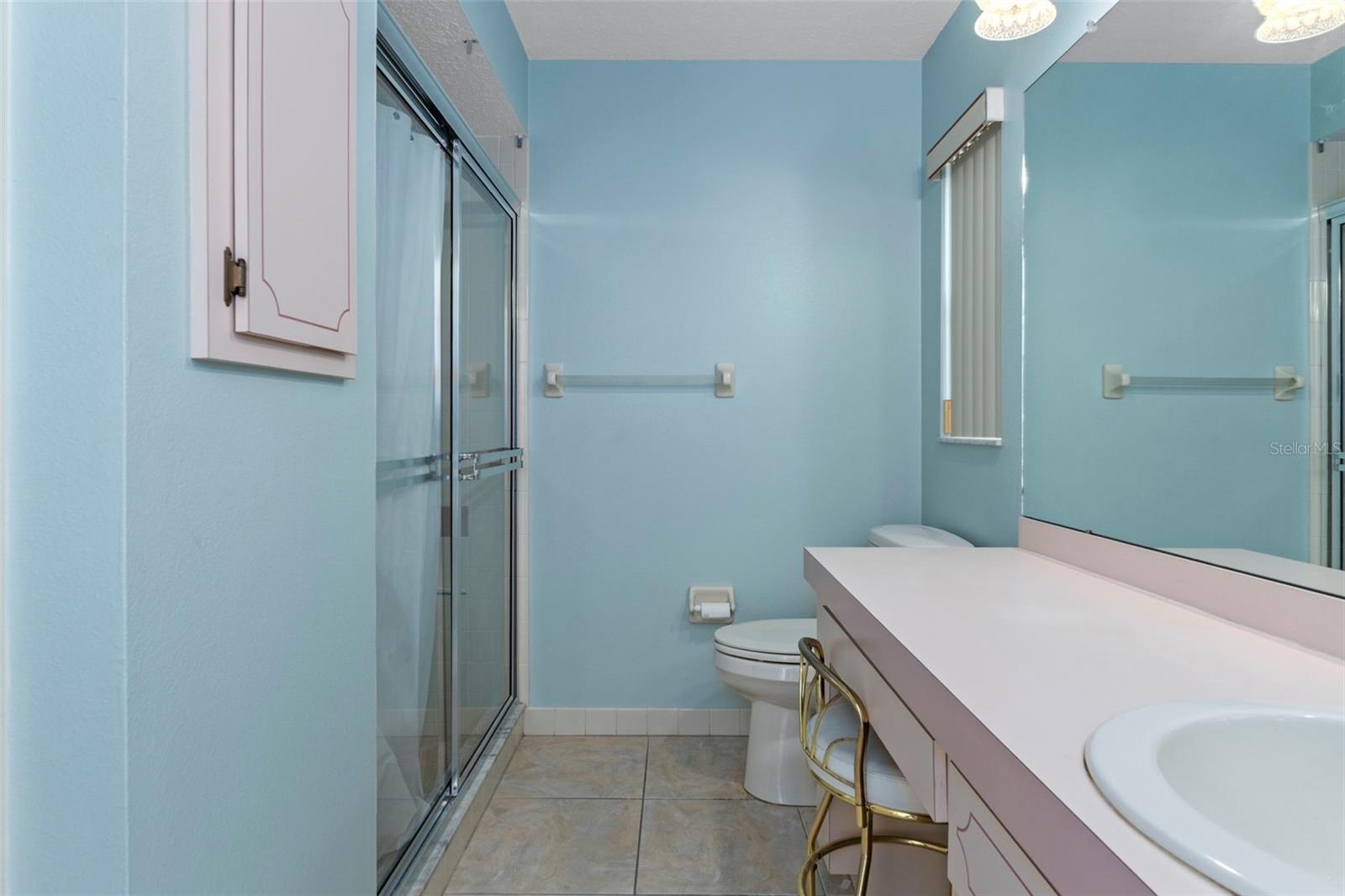 Image 23 of 42 For 13418 Lawrence Street