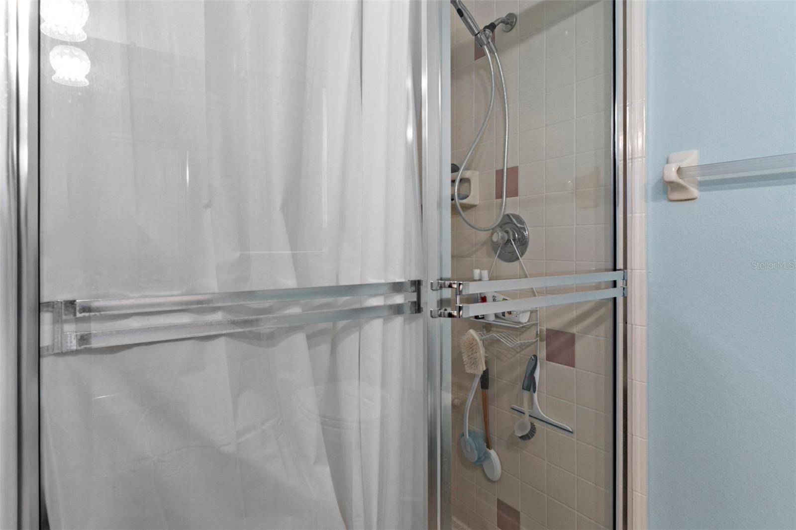 Image 24 of 42 For 13418 Lawrence Street