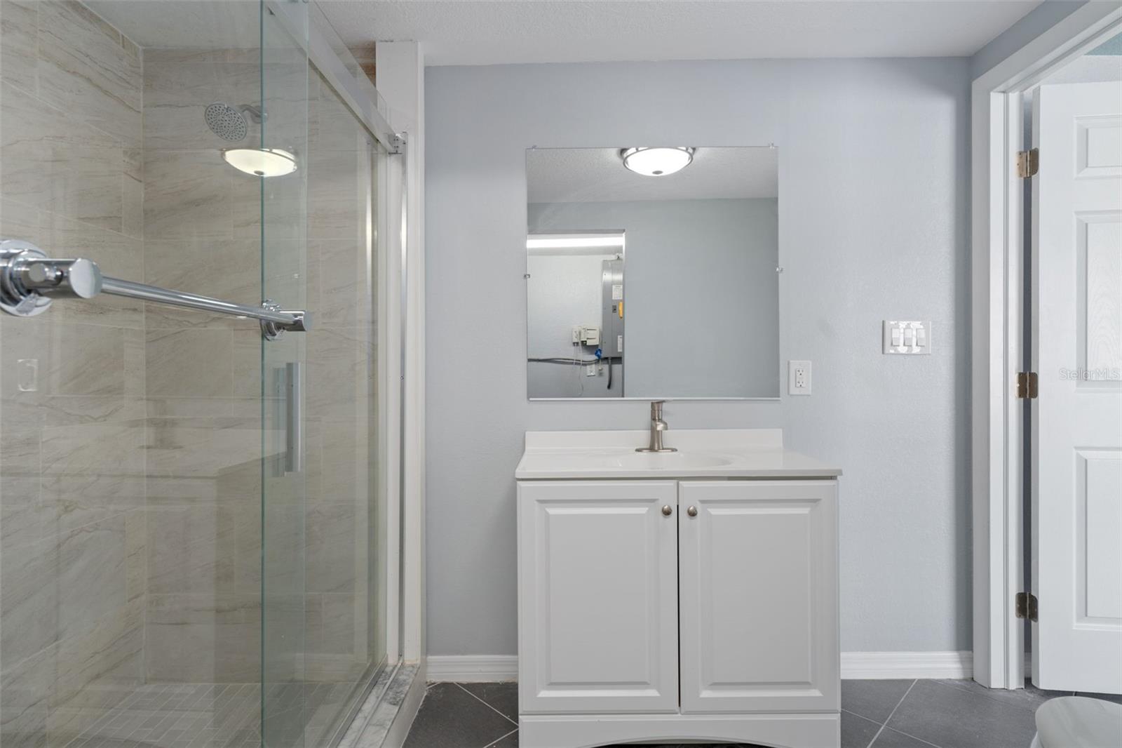 Listing photo id 16 for 13621 Jennita Drive